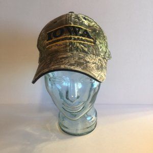 University of Iowa - Iowa Hawkeyes Camo hat -  OS